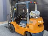 Toyota 3000kg LPG forklift with 5000mm 3 stage mast &amp; sideshift - photo 2